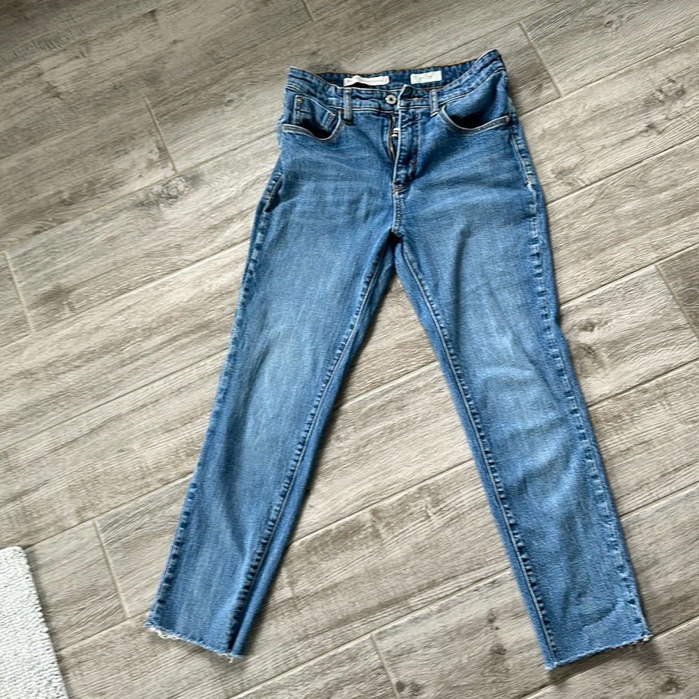 Pilcro anthropology jeans frayed hem